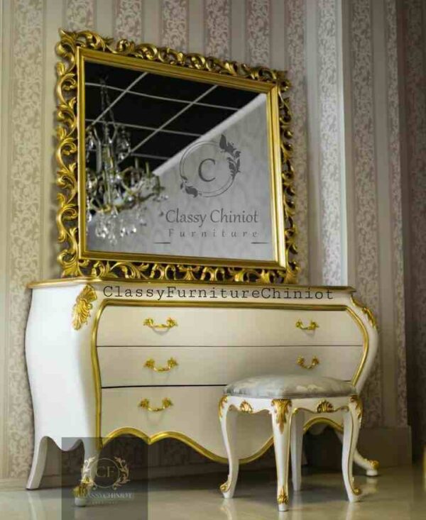 Wooden Luxe Bedroom Set