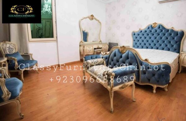 Wooden Luxe Bedroom Set