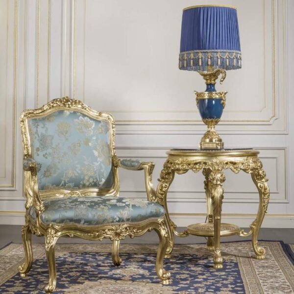 royal chairs set