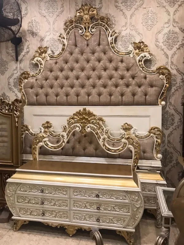 Designer Wooden Bedroom Set