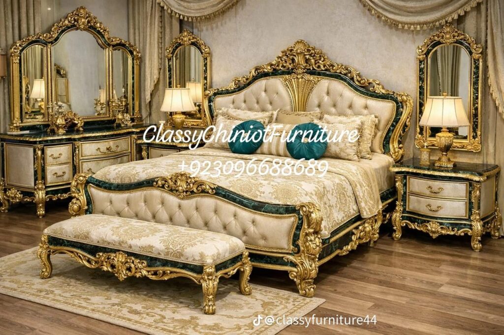 Classic Royal Wood Bedroom Set