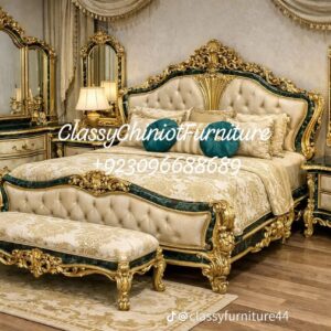 Classic Royal Wood Bedroom Set
